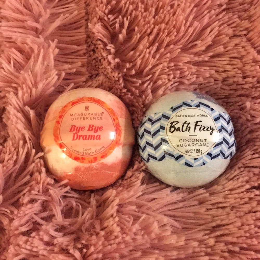 Bath bombs